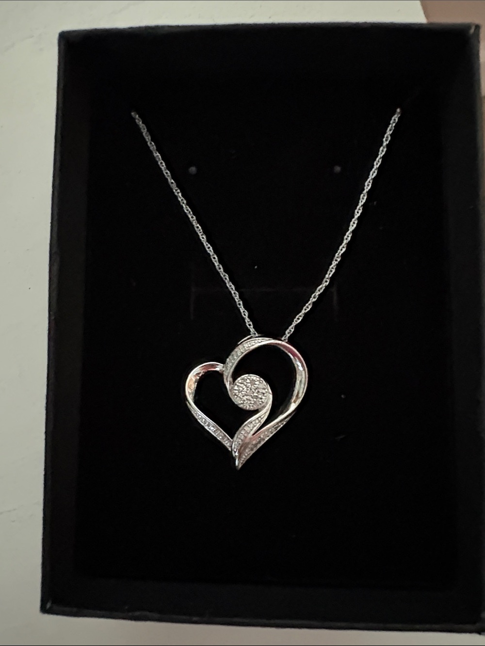 Kay Jewelers Silver Heart Pendant Necklace with Pavé Accents